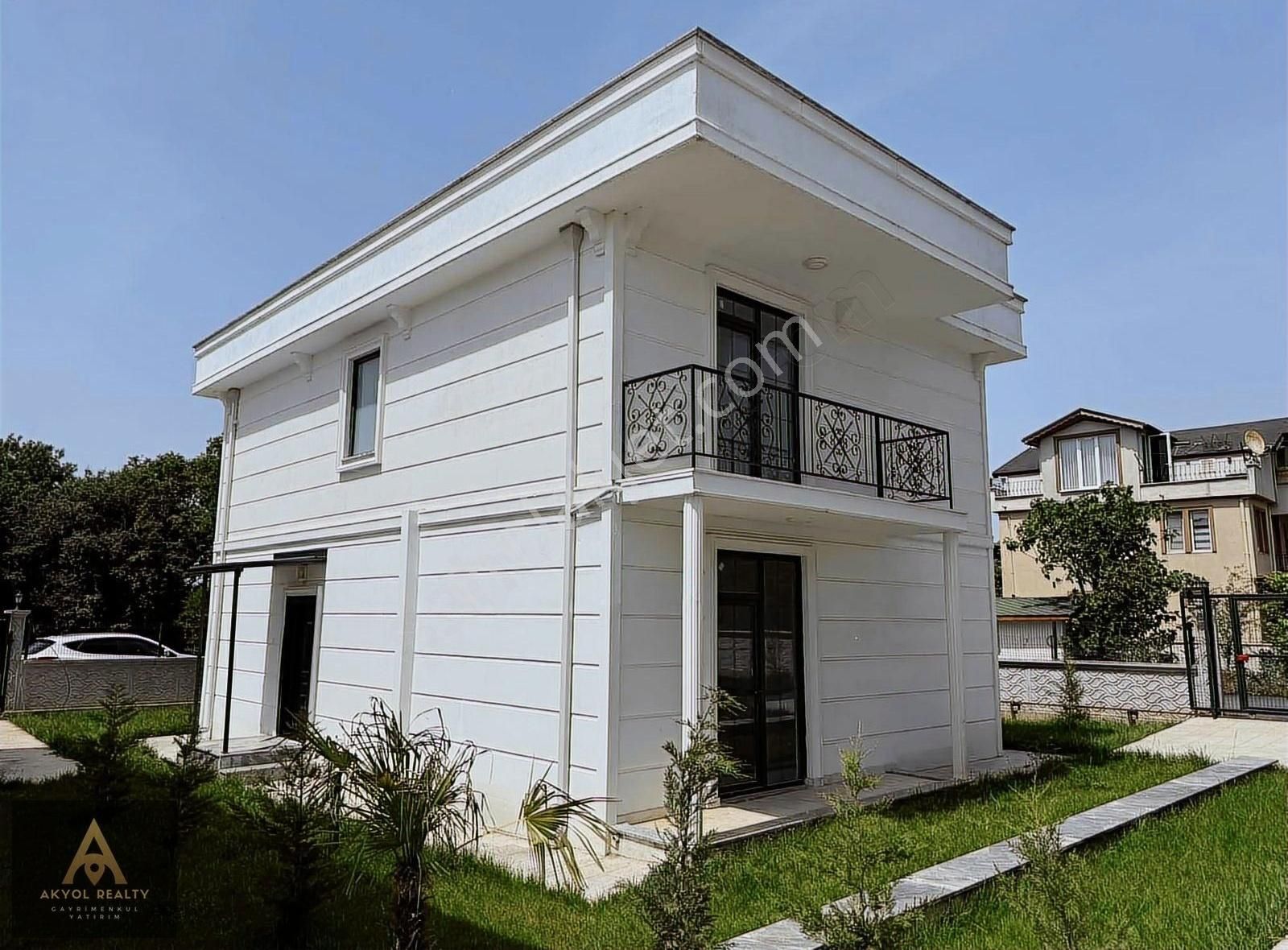 Kartepe/sarımeşe Satılık Havuzlu Site İçi 4+1 Müstakil Villa