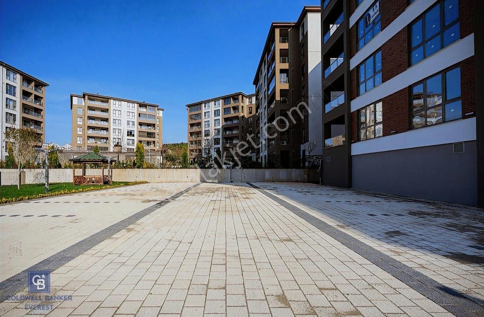 Kayapada Site İçi Kiralık 2+1 Daire