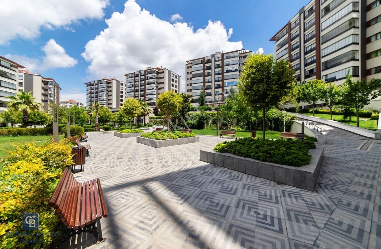 Balatta Manzaralı Satılık 4+1 Daire - Görsel 3