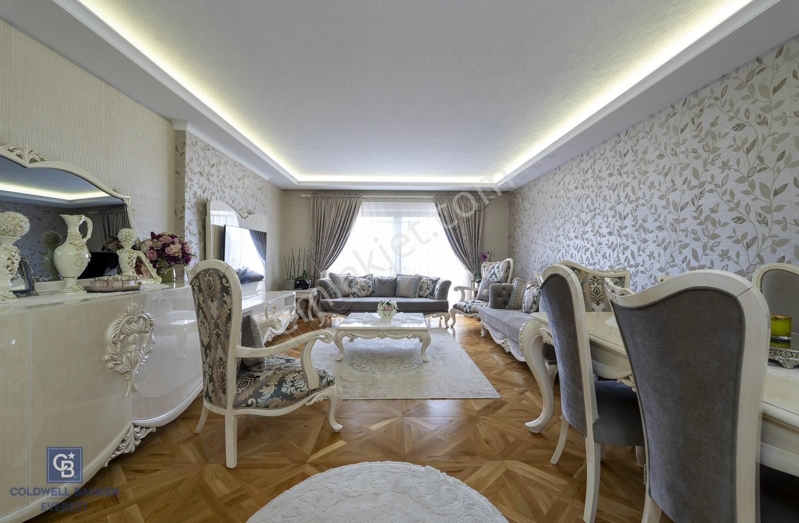 Balatta Manzaralı Satılık 4+1 Daire - Görsel 23