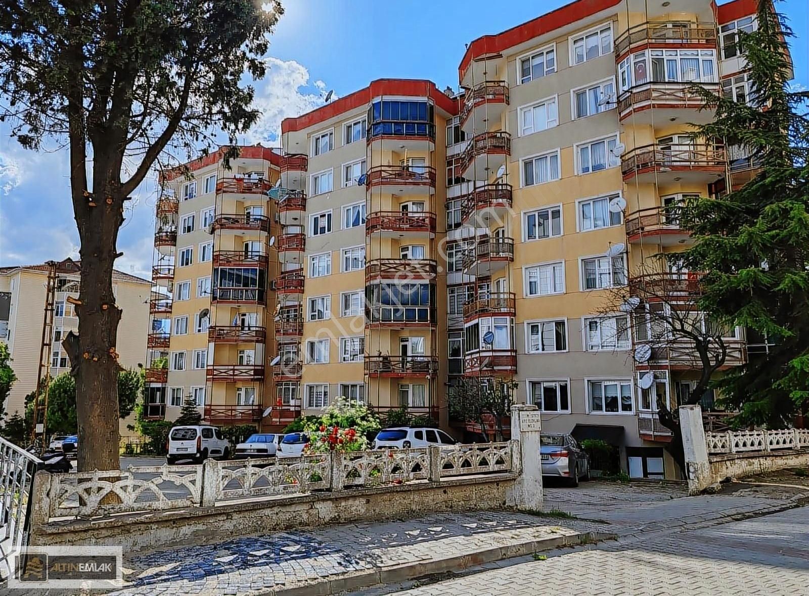 Süleymanpaşa 100.yıl Mah. Yeşim Sitesinde Satılık 3+1 Daire