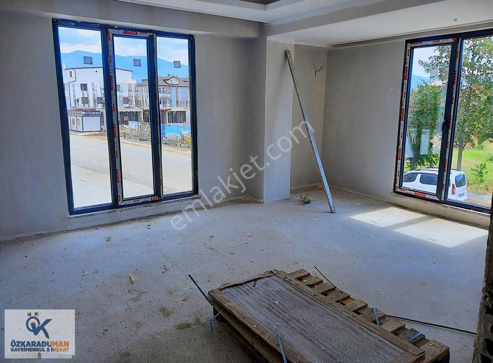 Arakat 3+1 Ertuğrul Gazi Mah /kartepe