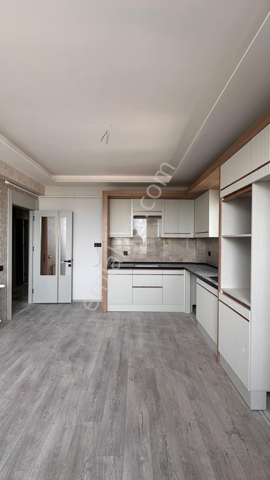 Thor'dan Satılık Mezitli Akdeniz 4+1 Daire - Görsel 3