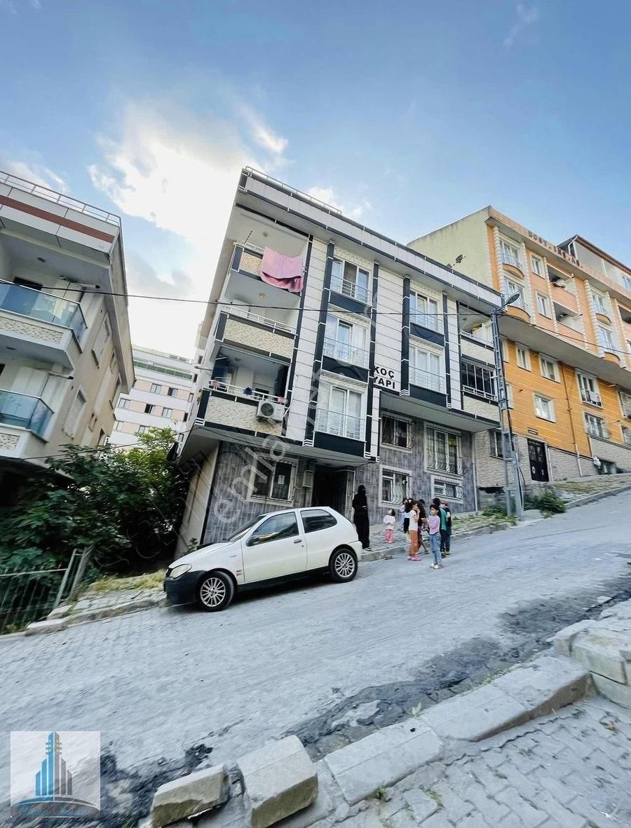 Başakşehir Güvercintepe Satılık 2+1 Arakat