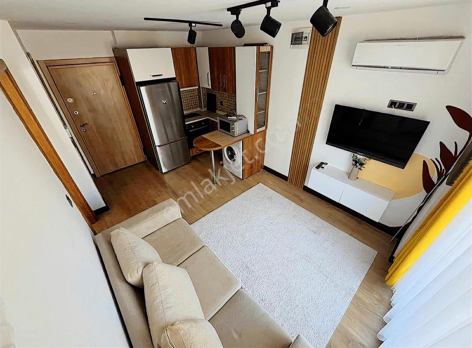 Dumlupınar'da Satılık 1+1 Sıfır Eşyalı Arakat Kilimalı Daire