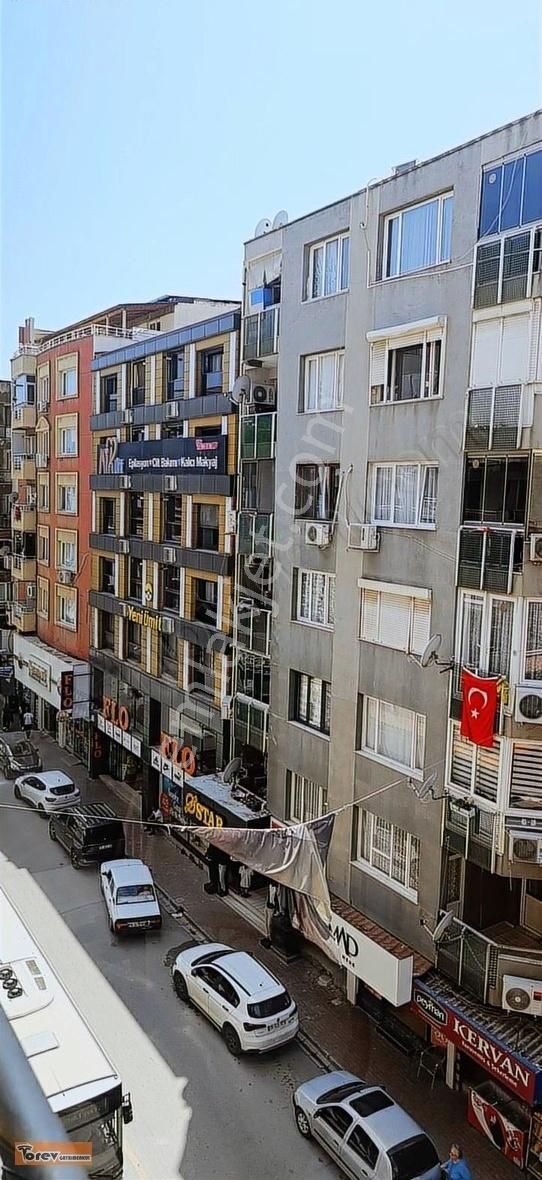 Ertuğrul Mahallesi Cadde Üzerinde 3+1 Satılık Dubleks Daire