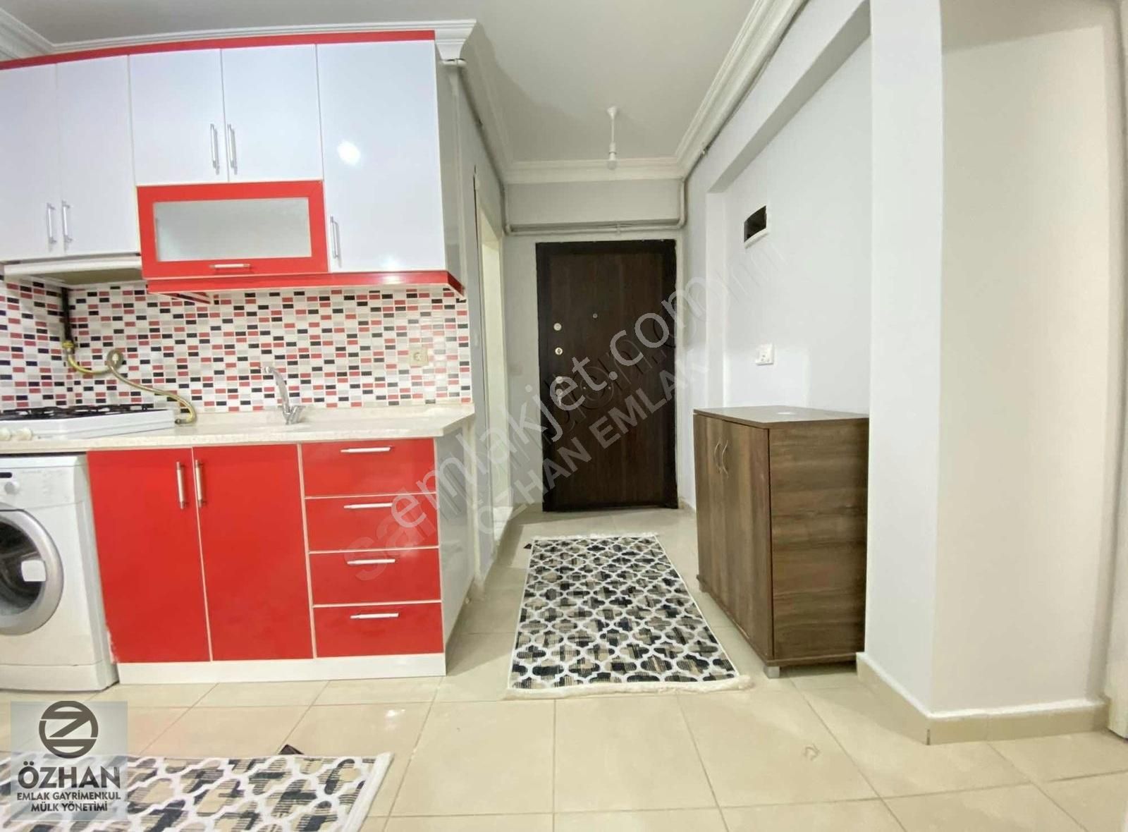 Özhan Emlaktan Ayrı Mutfaklı Eşyalı Kiralık 2+1 Daire