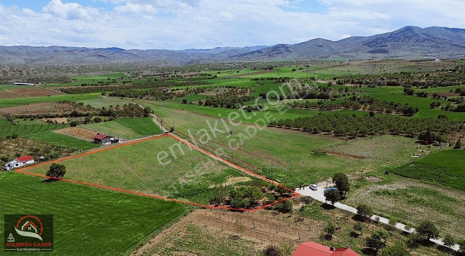 [acg]temurköy'de Yatırıma Uygun 8800 M2 Tarla