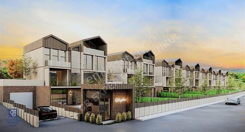 Mükemmel Lokasyonda Göl Manzaralı Ultra Lüks Villa