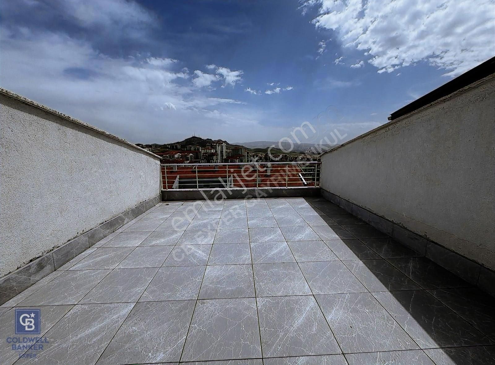Başpınar 'da Geniş Teraslı 6+1 Dubleks 160 M² Muhteşem Manzara