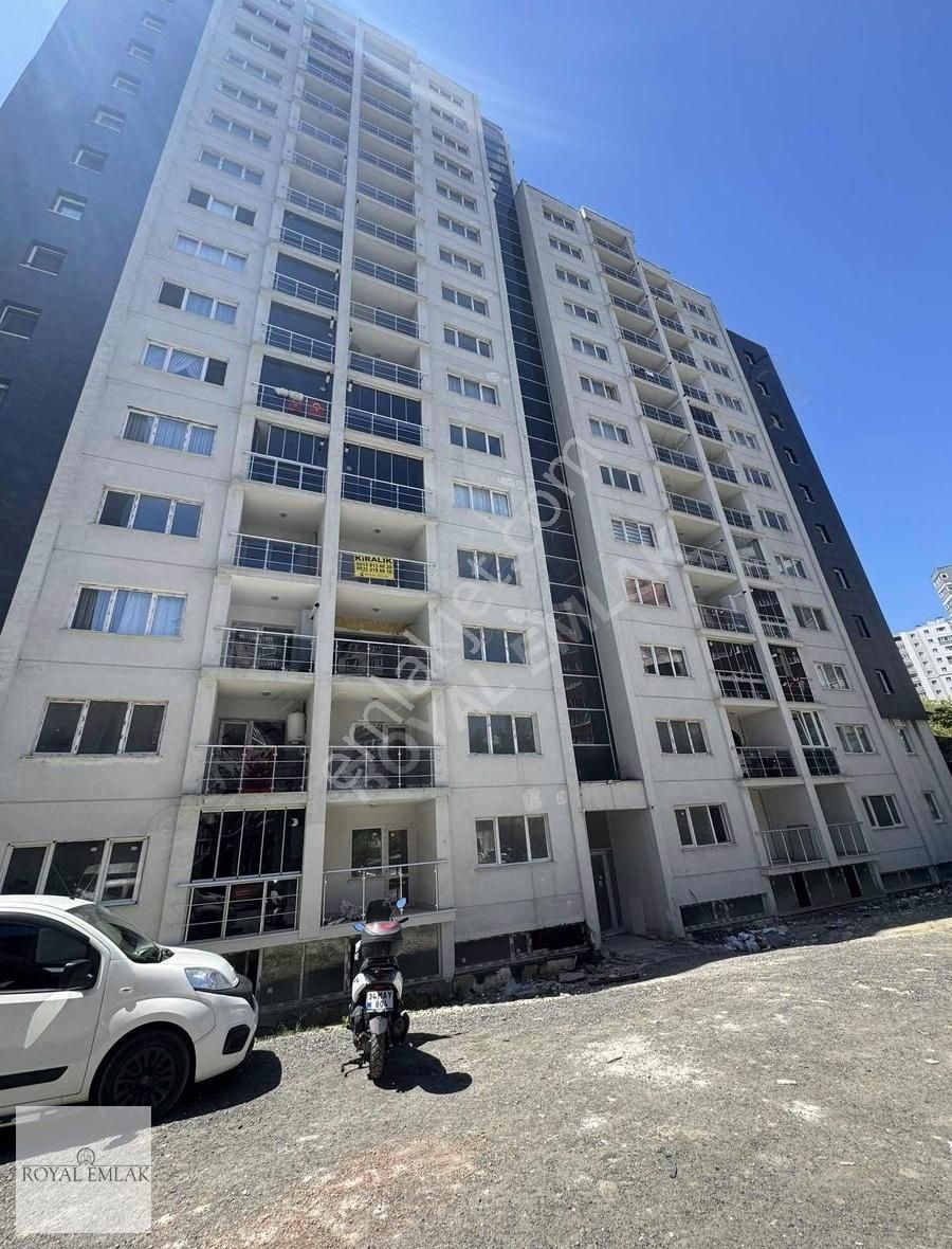 Beylikdüzü Sera Konutlarında Kiralık Ferah 2+1 Daire