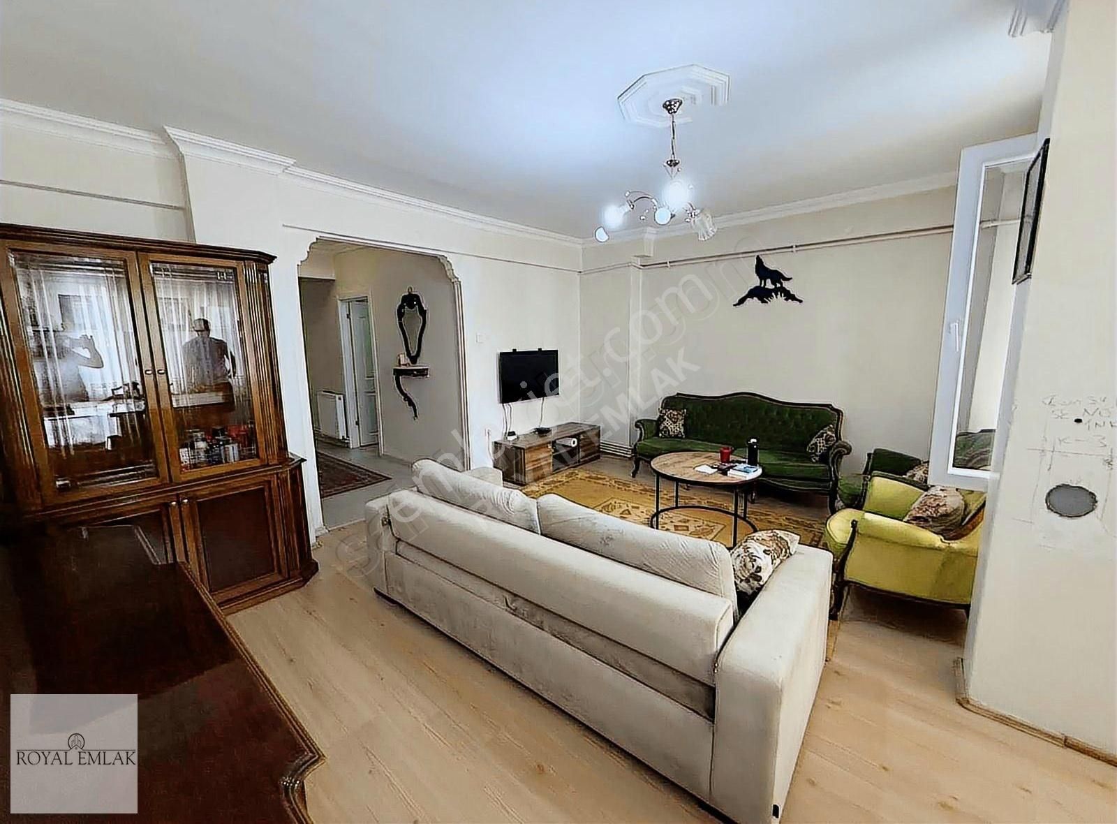 Bahçelievler Memorial Çaprazı Eşyalı 3+1 Kiralık Daire