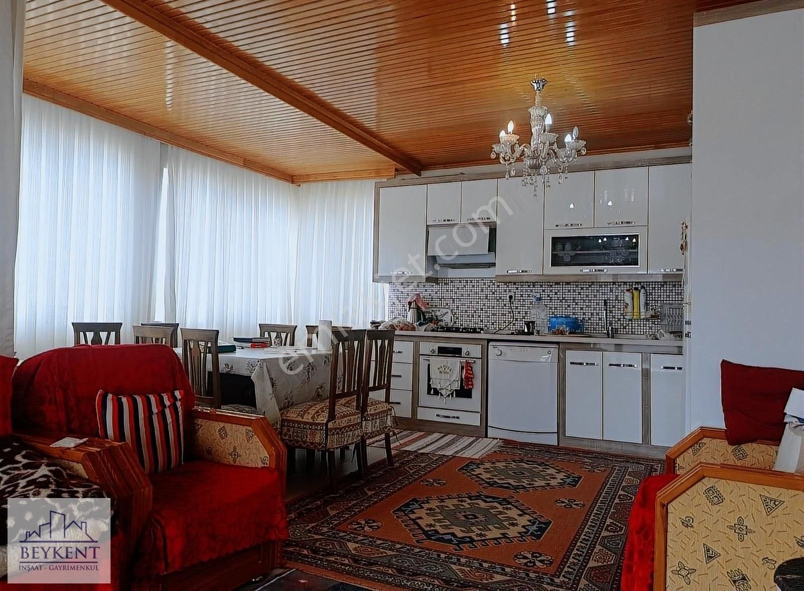 Beykent Gayrimenkulden Satılık 3+1 Daire