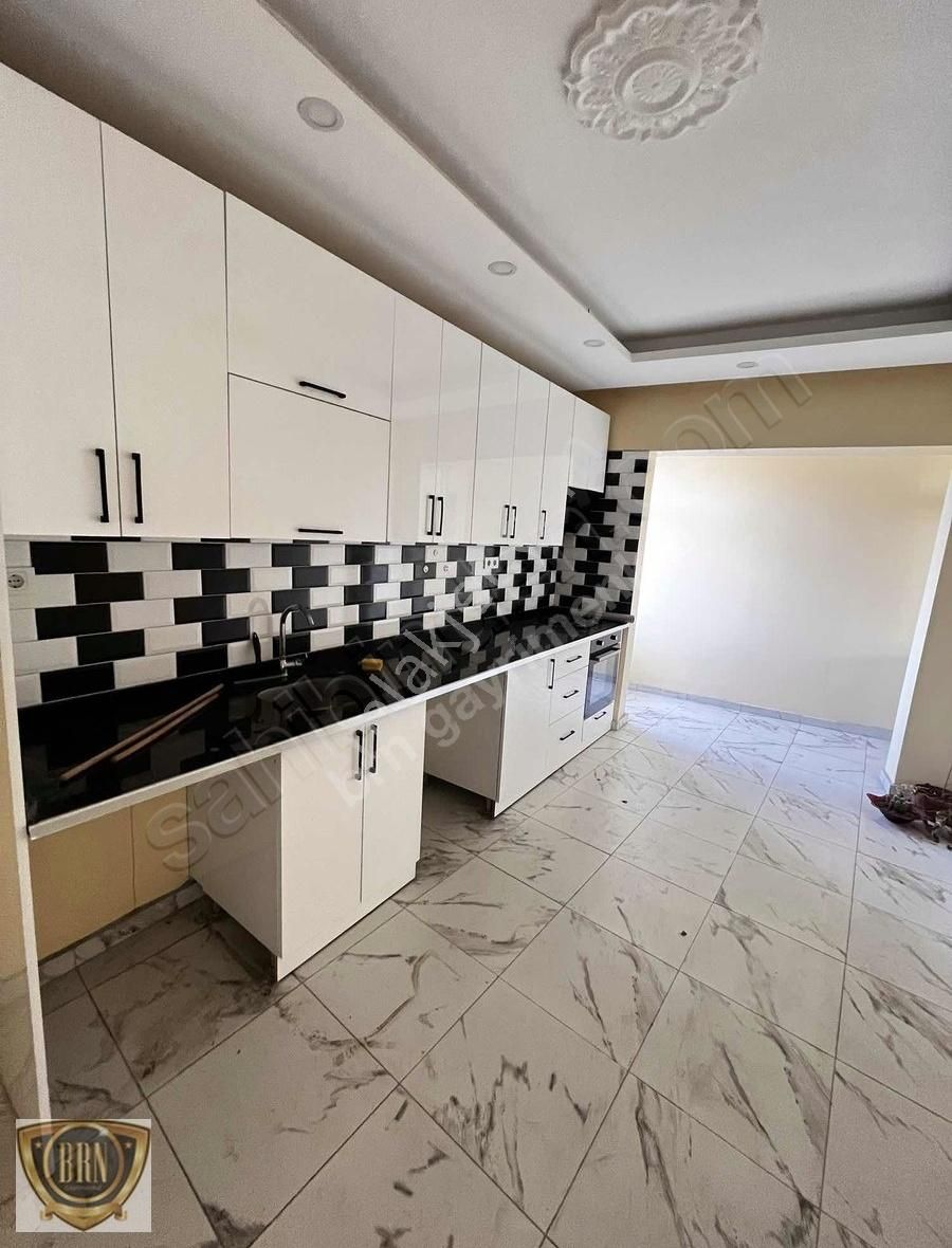 Brn Emlak'tan Yusuf Kılıç Mah. 3+1 Kiralık Geniş Daire