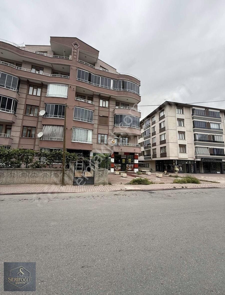 Karatay'da 3+1 Arakat 170 M2 Net 3 Balkonlu Satılık Daire