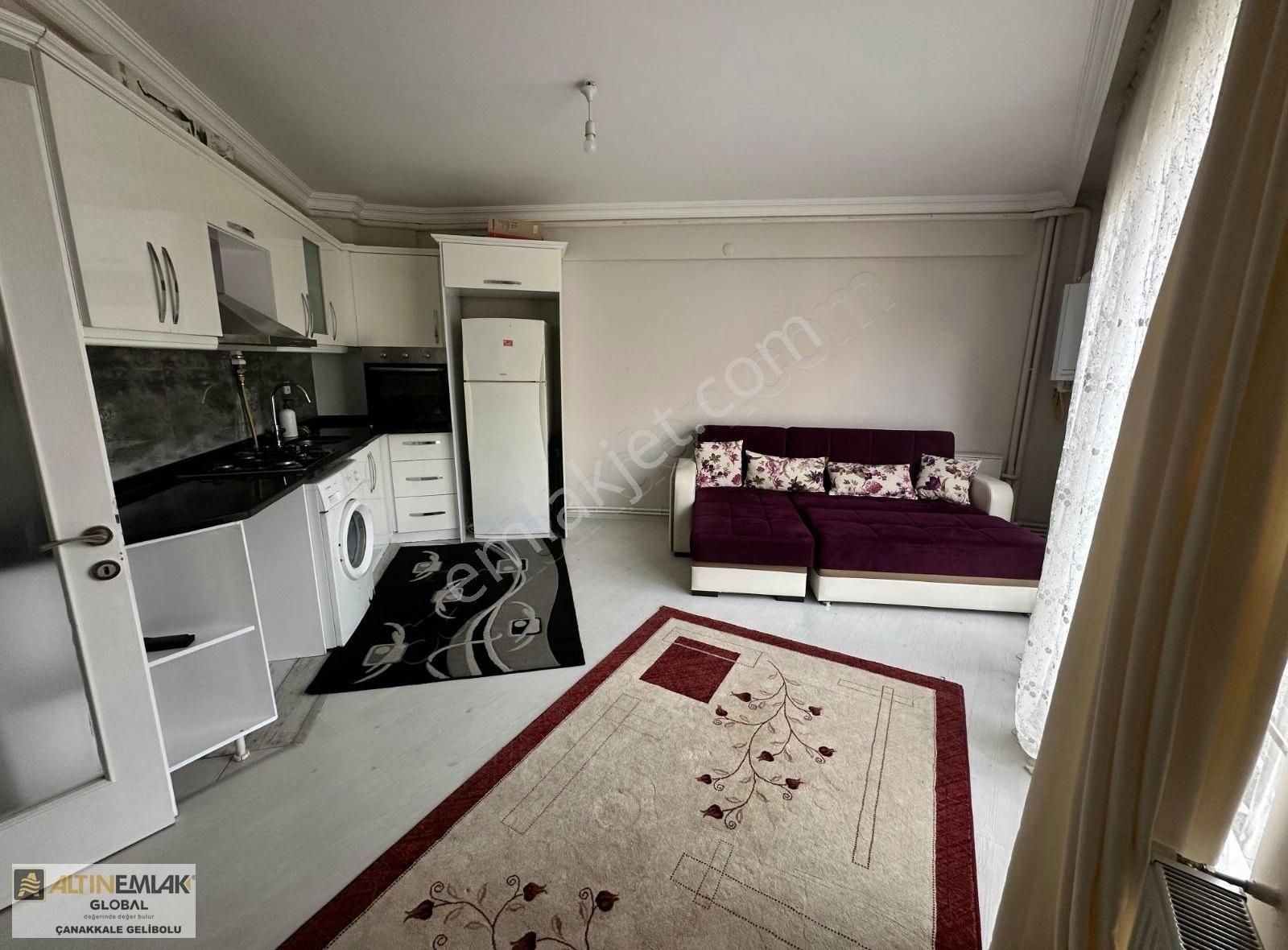 Altın Emlak Carsı Merkezde Yatırımlık 1+1 Eşyalı Satılık Daire