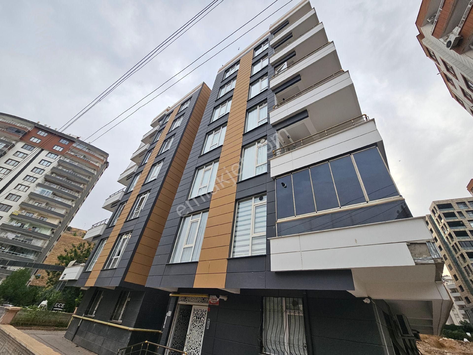 Acill! Sahibinden 2+1 Bakımlı Lüks Daire