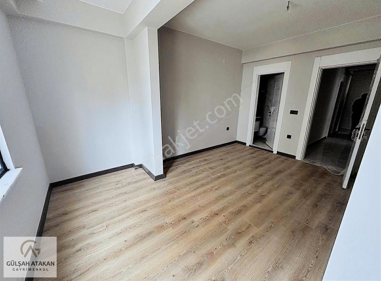 G A Dan Balkan Kızılcıklıdan Kapalı Otaparlı Lüx 2+1 Daire