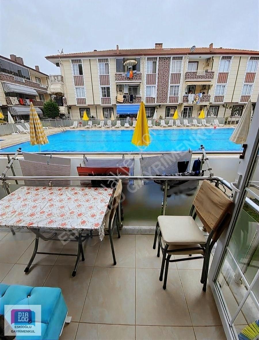 Eskioğlu'ndan Havuz Önü Eşyalı 1+1 Daire