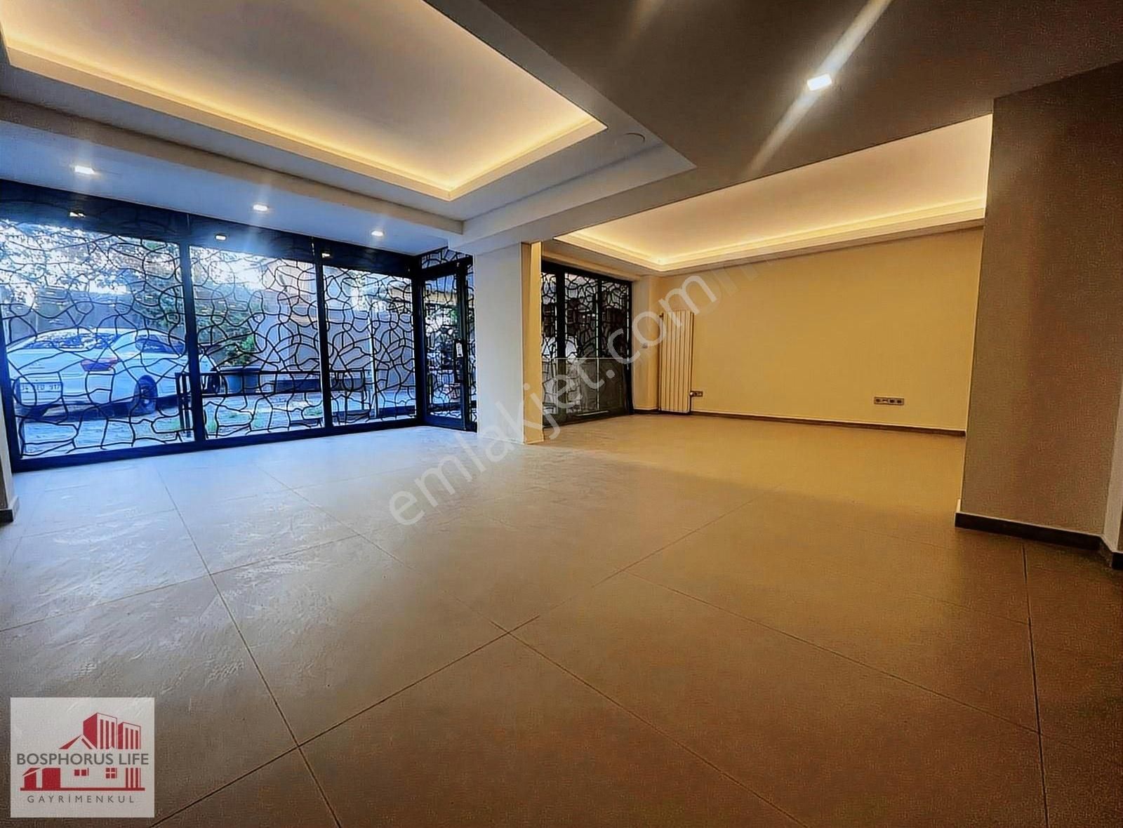 Levent Fecri Ebcioğlun'da Otopark Ve Apartman Girişli Daire