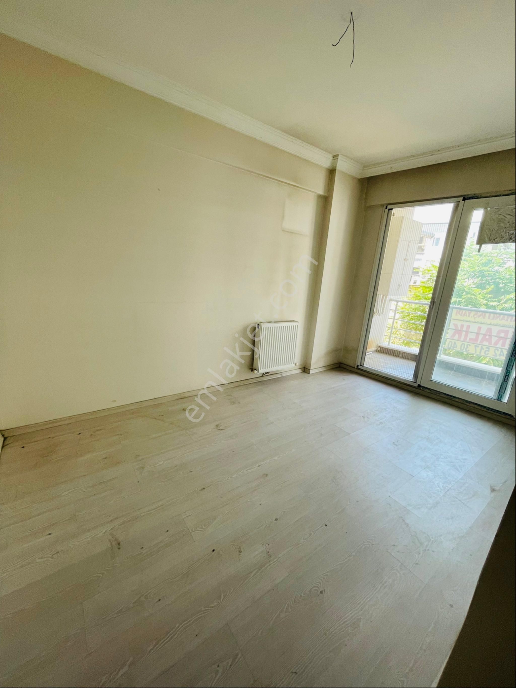 Yunusemre Atatürk Mh Kiralık 2+1 Acık Mutfaklı Daire