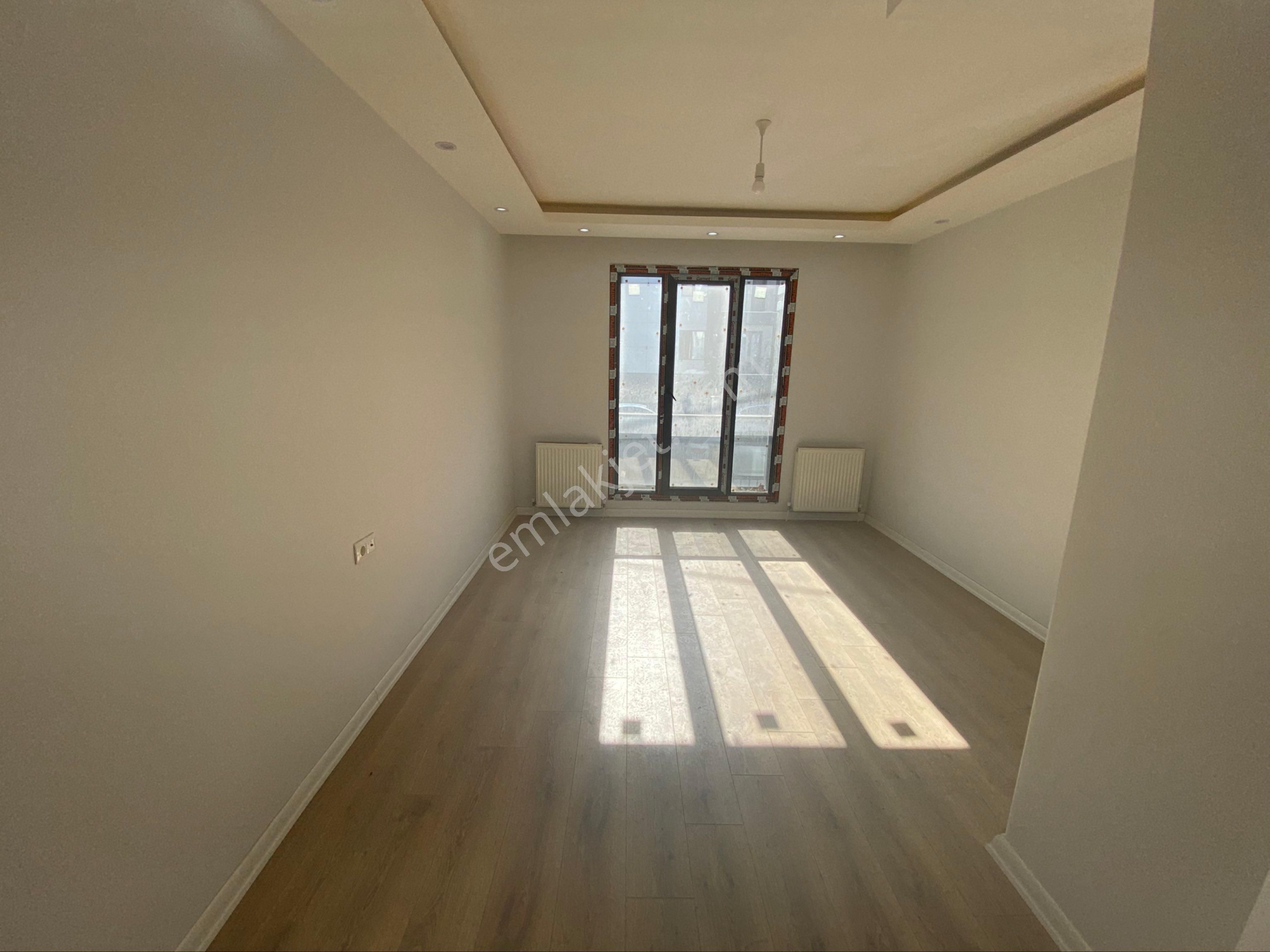 Beylikdüzü Yakuplu Mah.sıfır Binada Satılık 2+1 Daire