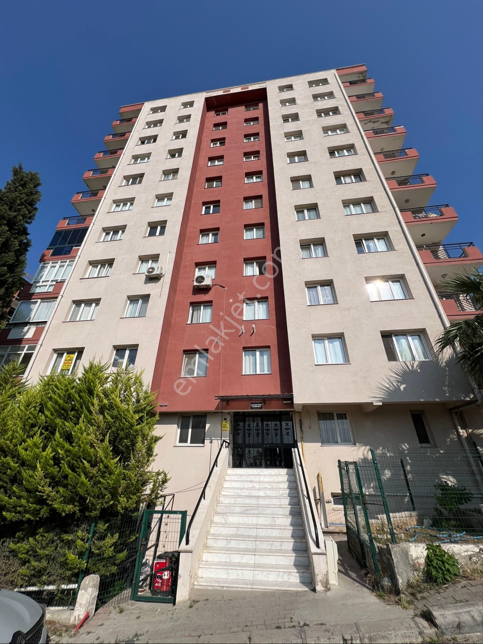 Sancak Emlak’dan Buca Tınaztepe Kampüsü Karşısı Site İçi D.gazlı 3+1