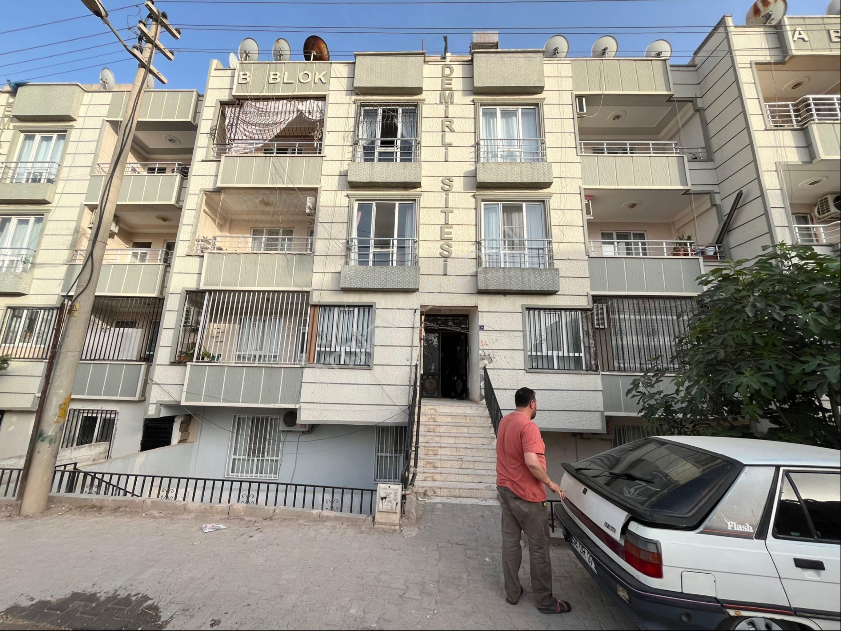 Şıtıloğlu Gayrimenkul Den Satılık