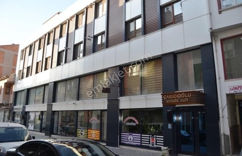 Şehir Merkezinde Ambaryolu Cad. Yakın D.gazlı-eşyalı 1+1 Daire