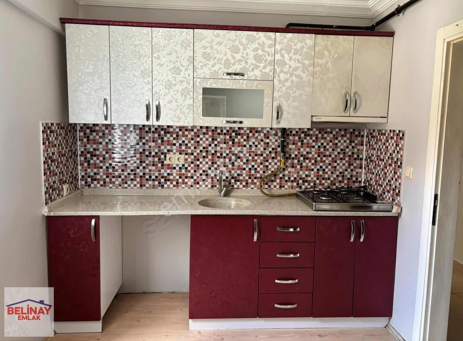 Çarşı Merkez De 1+1 Daire
