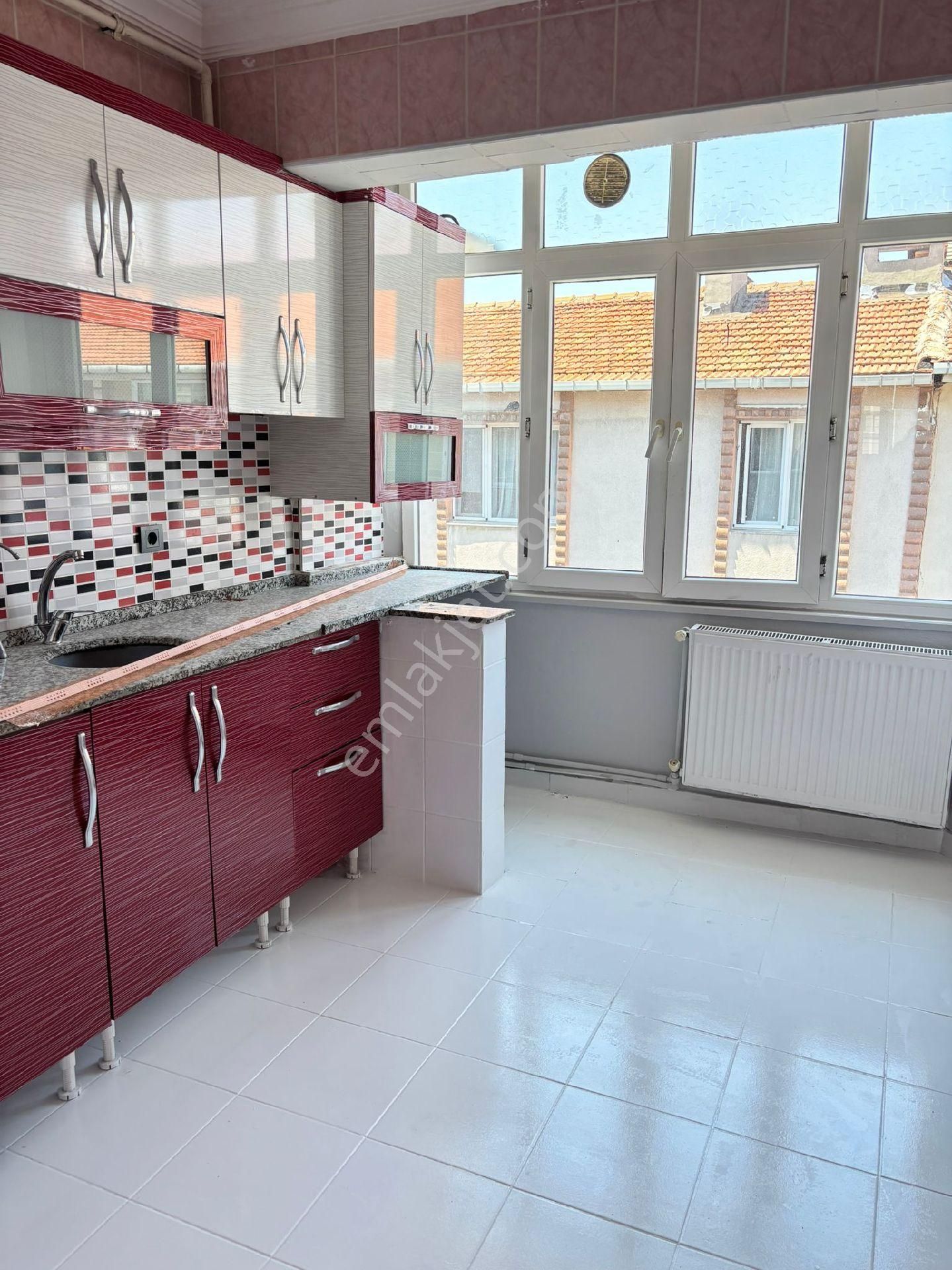 Tekirdağ Çorlu Reşadiye Mahallesinde 200m2 Satılık 4+1 İskanlı Dubleks Daire - Görsel 15