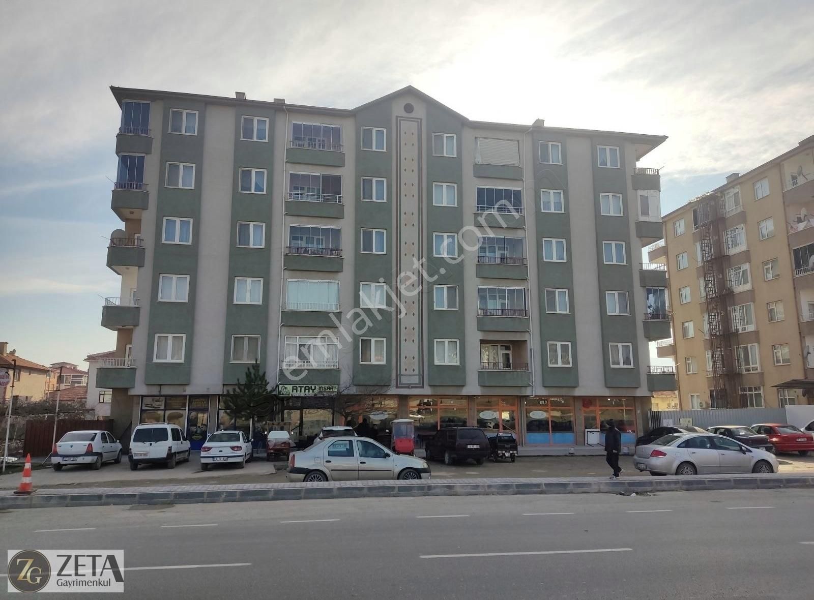 Cumhuriyet Mahallesi'nde 3+1 Kiralık Daire