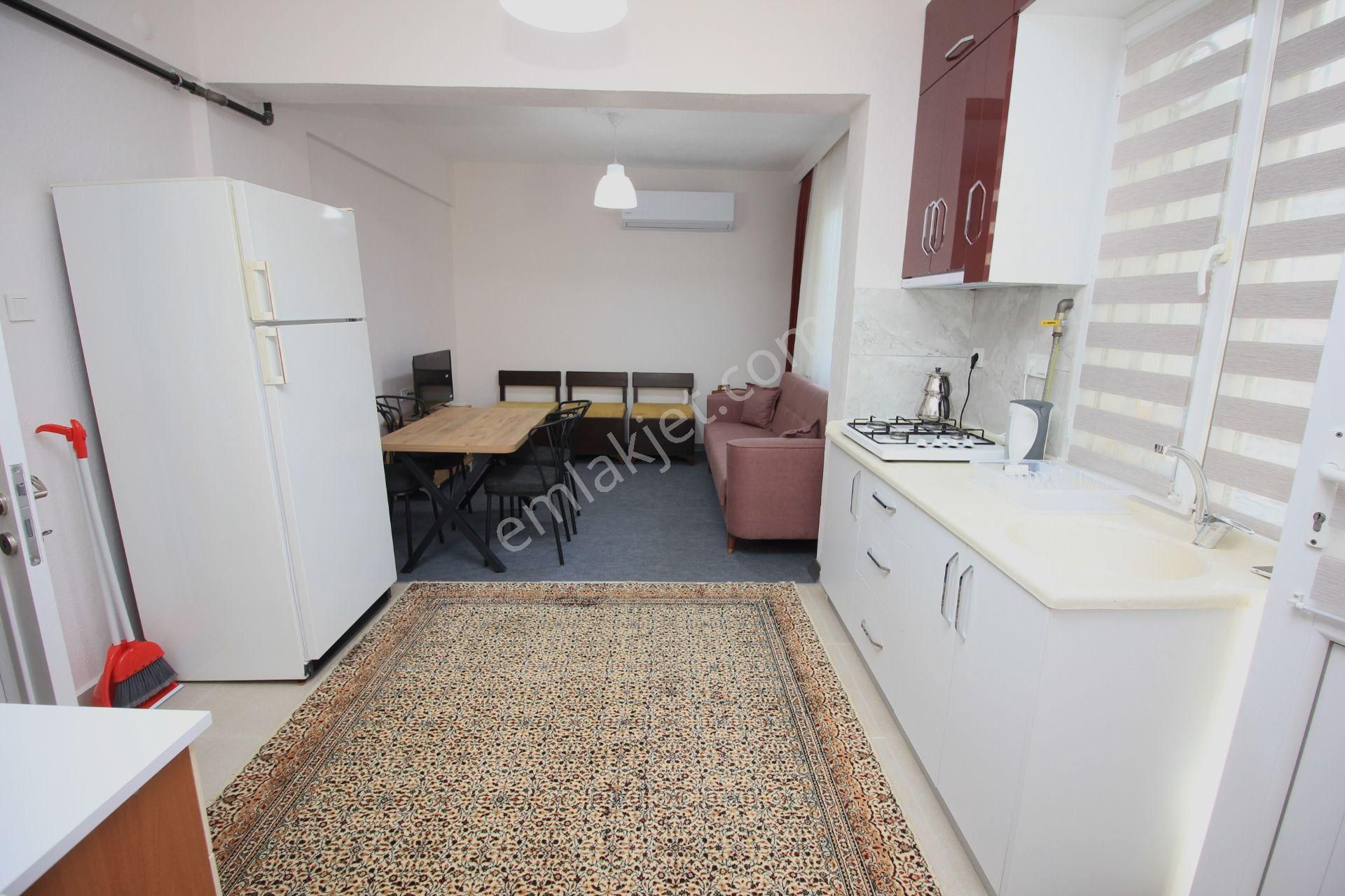 Yeşilyurt Katip Çelebi Hastanesi Yakın Tadilatlı 2+1 Eşyalı Ve Bahçeli Kiralık Daire