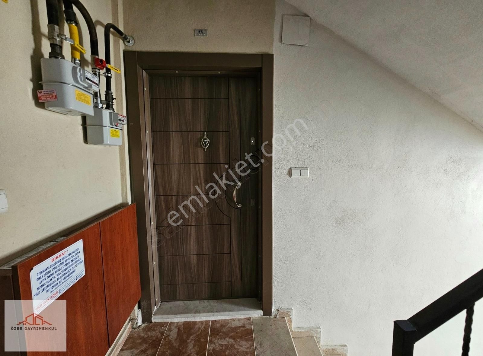 **karasu Da Muhteşem Lokasyon Da Geniş M2 2+1 Fırsat Daire!** - Görsel 6