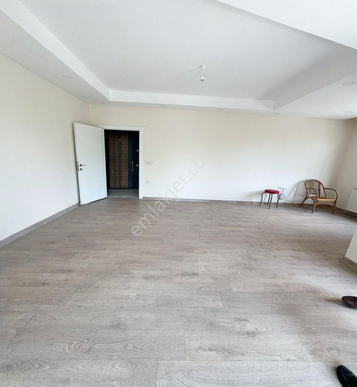 Avcılar D.köşklerde 2+1 Sıfır Deniz Manzaralı Ara Kat Daire - Görsel 5