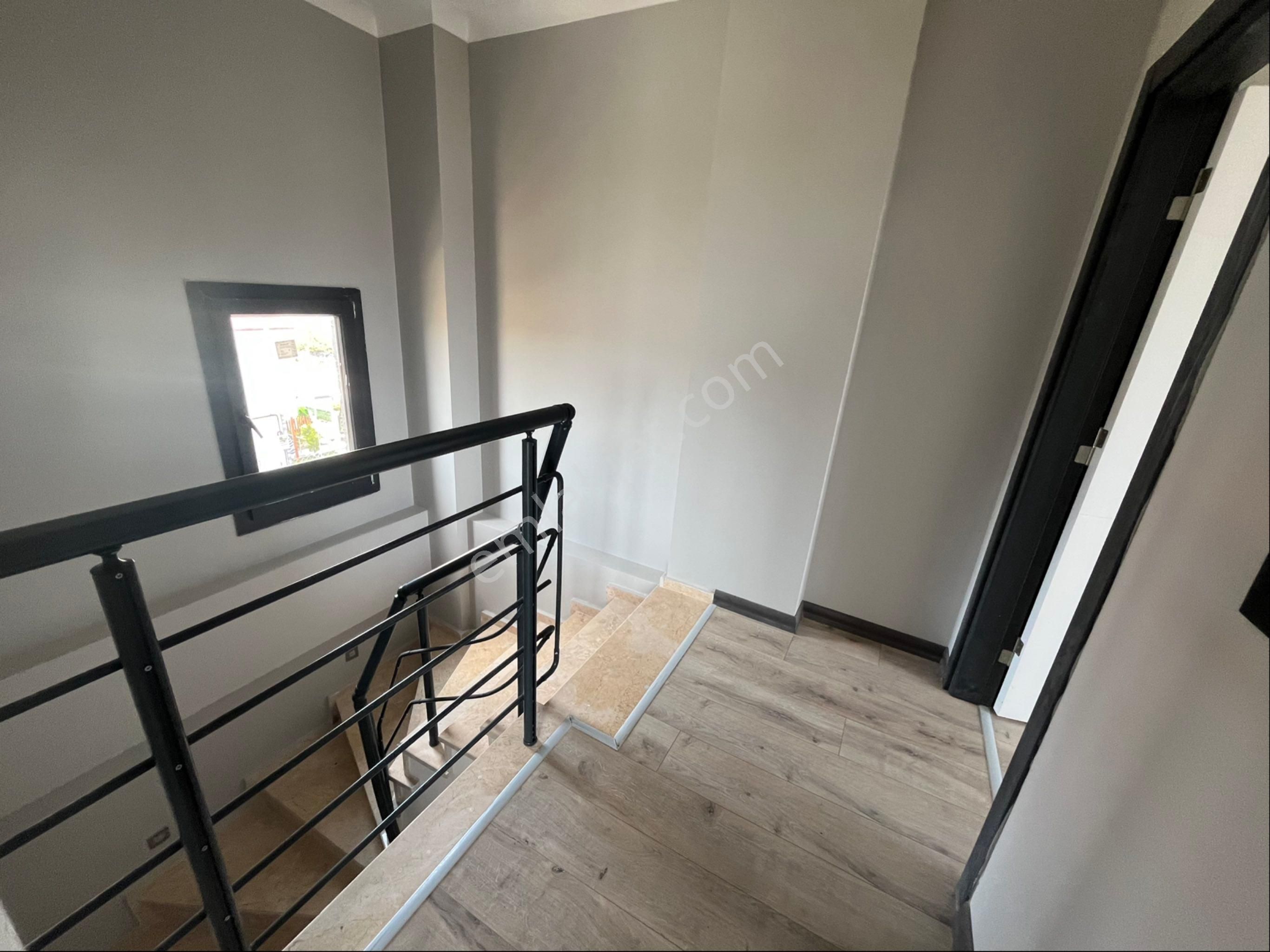 Ata Gayrimenkul'den 345 M2 Arsa İçinde 4+1 Lüks Villa - Görsel 25