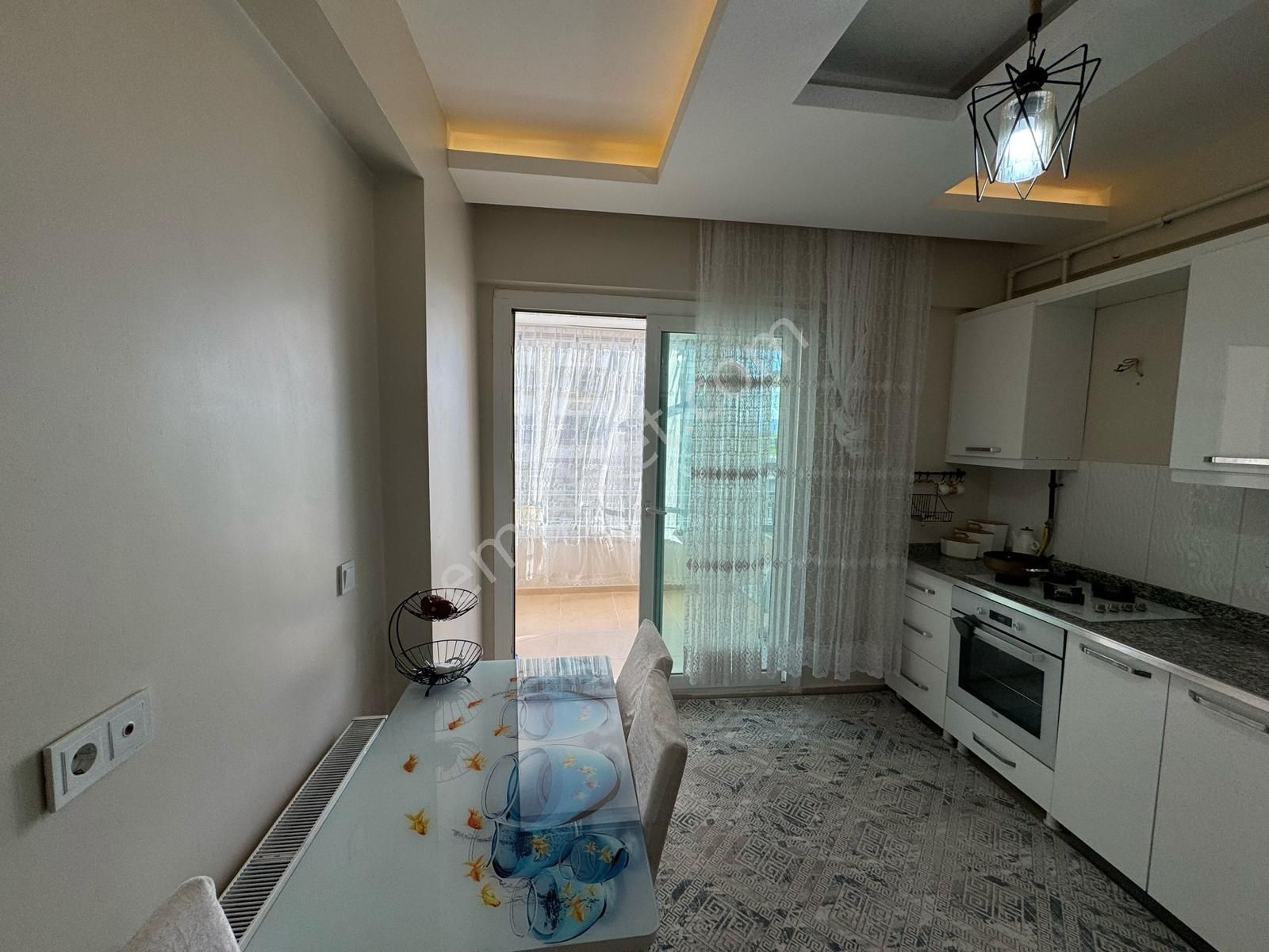Bağcılar Makina İkmal Civari Satılık 3+1 Orta Kat Dairemiz Satışta