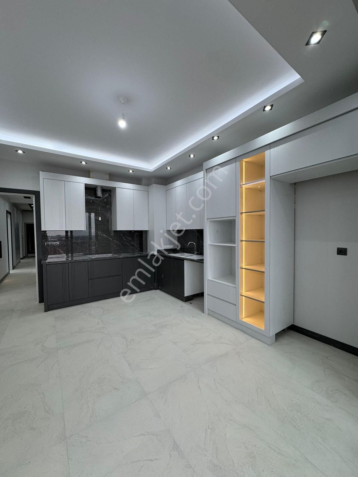 Manzaralı Lüks Daire…