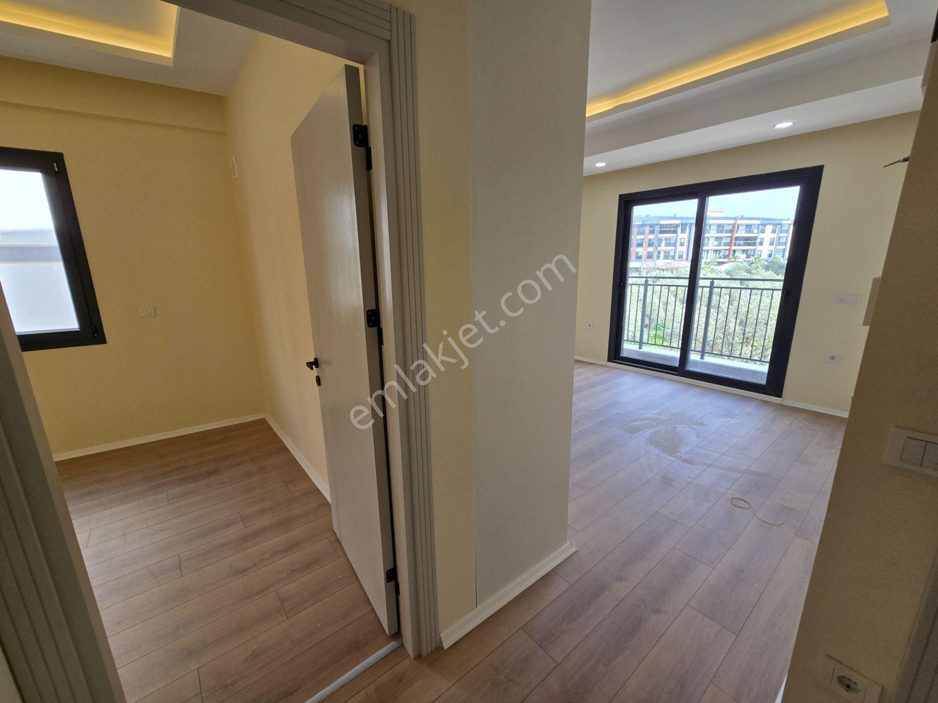 Kuşadası Davutlar Satılık 1+1 Daire Denize Yakın Merkezi Konum - Görsel 20