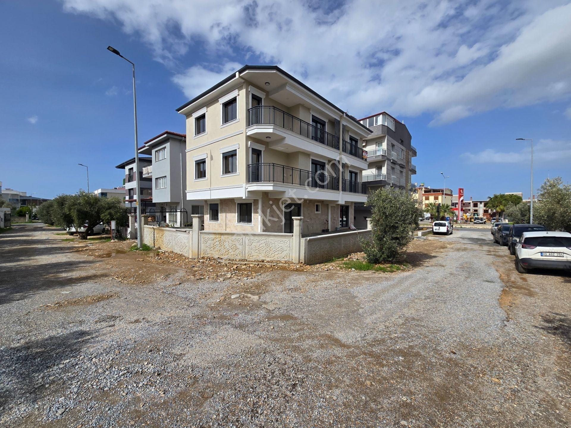 Kuşadası Davutlar Satılık 1+1 Daire Denize Yakın Merkezi Konum - Görsel 21