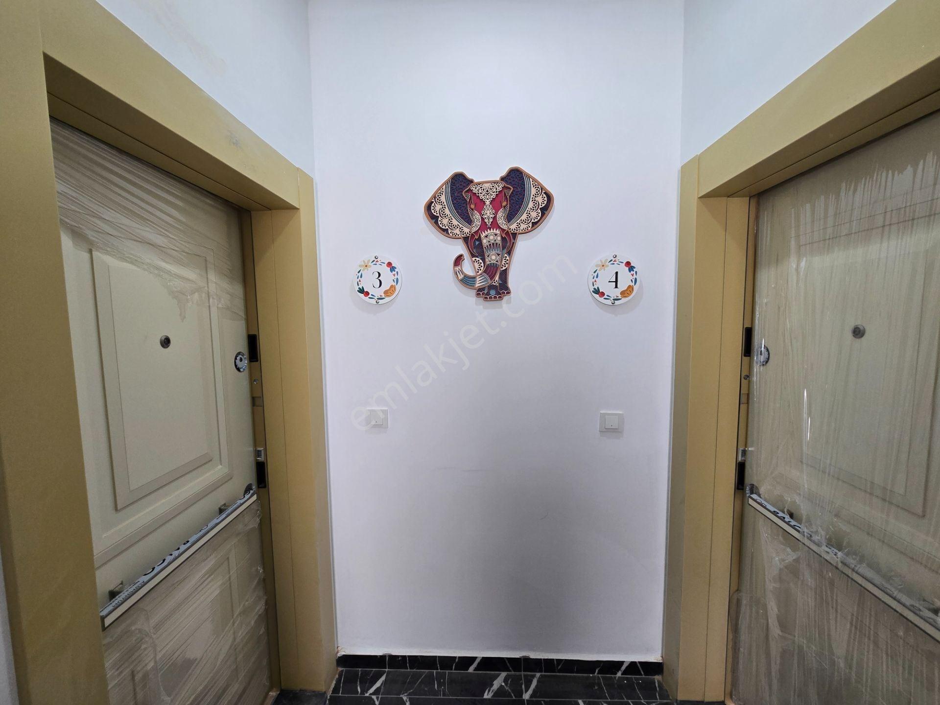 Kuşadası Davutlar Satılık 1+1 Daire Denize Yakın Merkezi Konum - Görsel 25