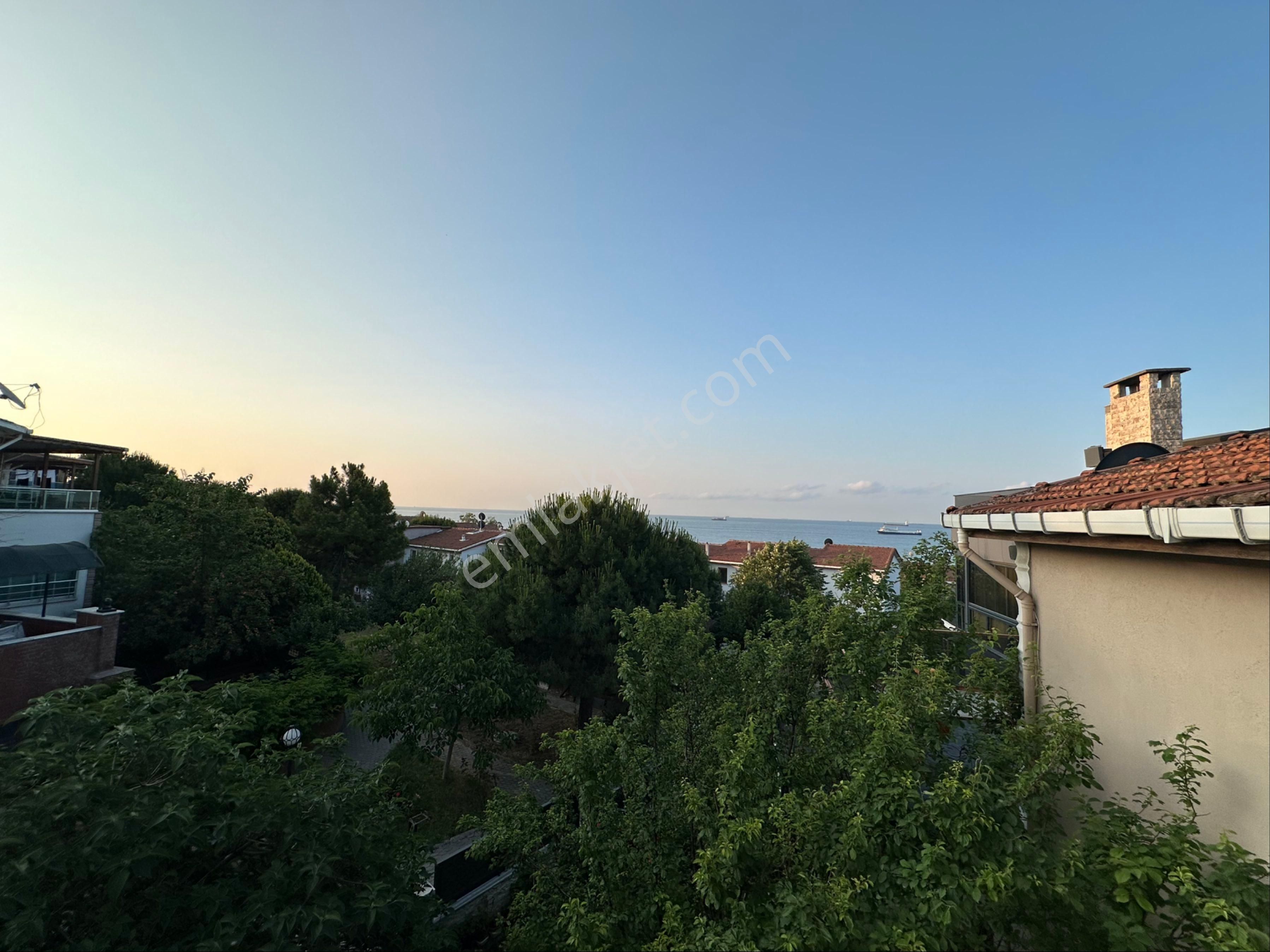 Ayçiçeği Villaları 4 + 1 Satılık Villa