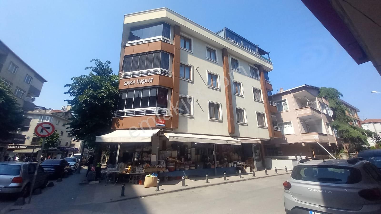 Küçükçekmece Tepeüstü Satılık Dubleks Daire