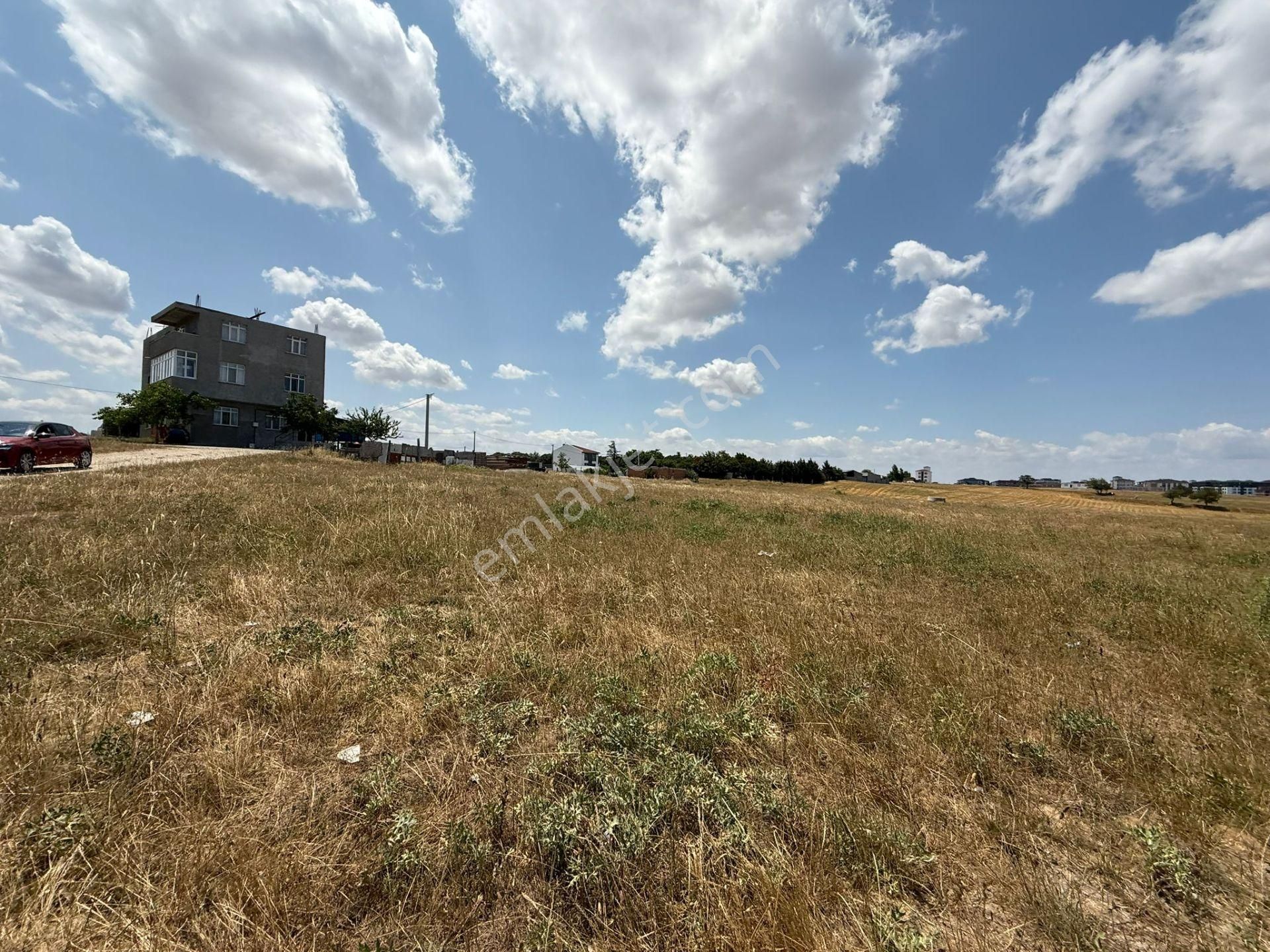 Akyüz Gayrimenkulden Kızılpınarda 307 Mt2 4 Kat İmarlı Arsa