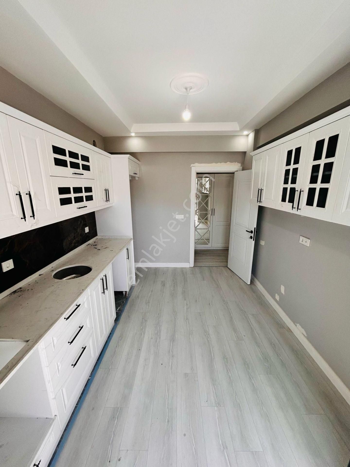 Rumelı Mahlesınde 2+1 100 M2 Satlık Daire