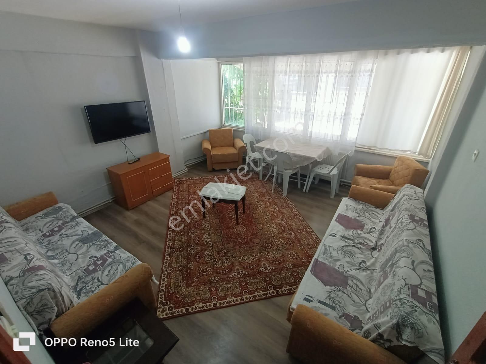Buse Emlaktan Altınkum Merkezde 1+1 Eşyalı Kiralık Daire