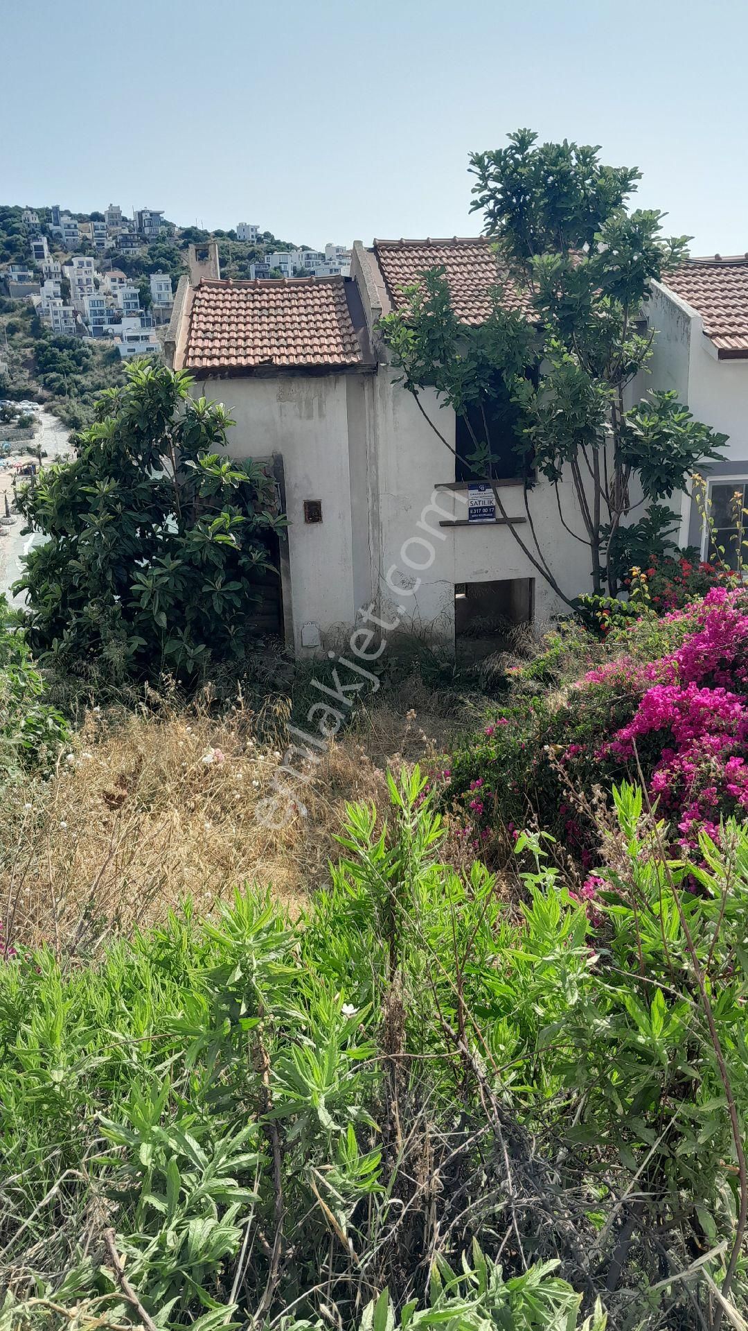Bodrum Adabükü'nde Satılık Dubleks Ev