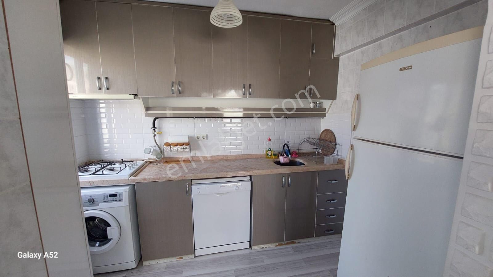 Yüzme Havuzlu Bakımlı Konak Emlak’tan Daire - Görsel 3