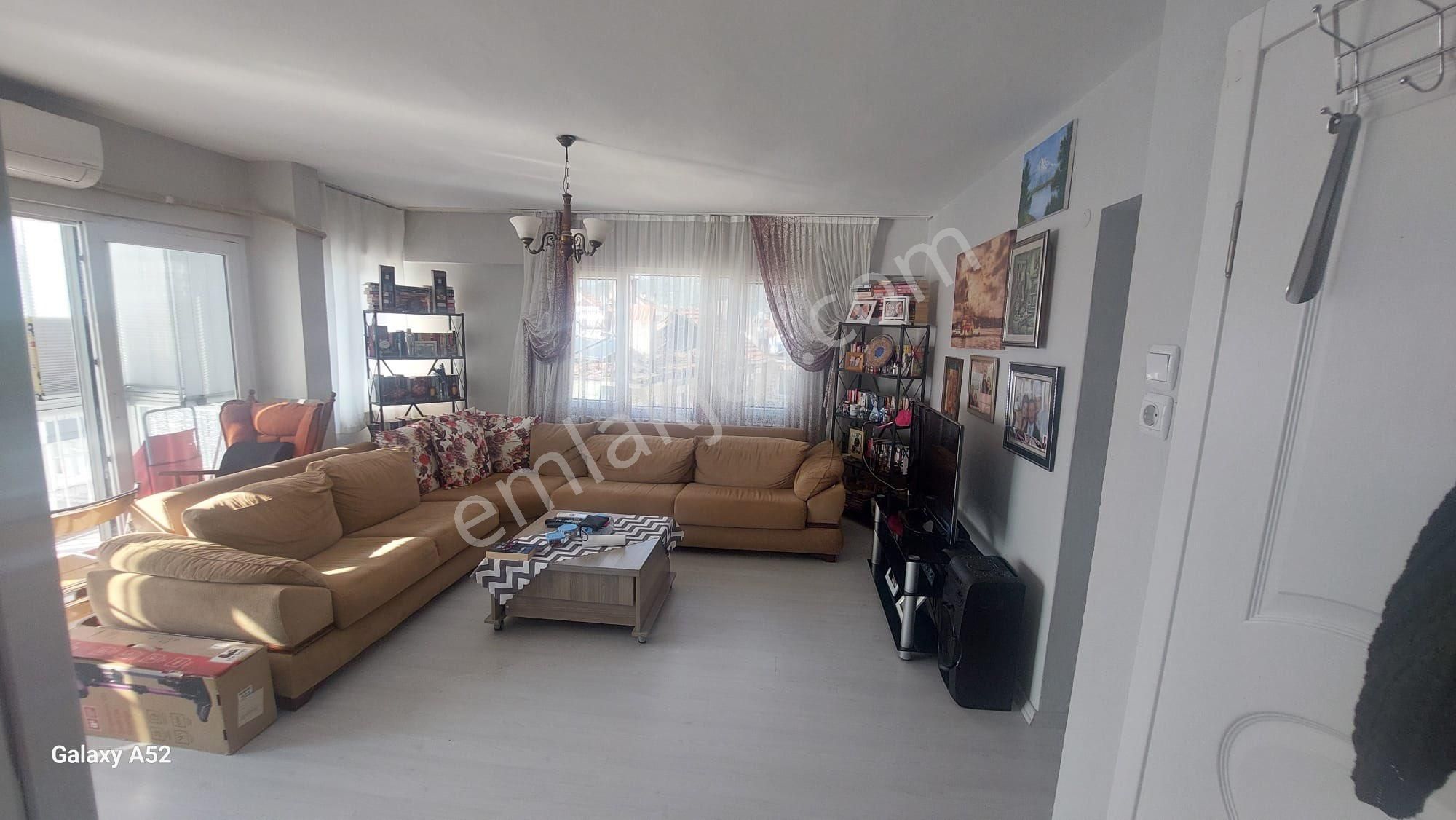 Full Deniz Manzaralı Bakımlı Konak Emlaktan Daire - Görsel 4