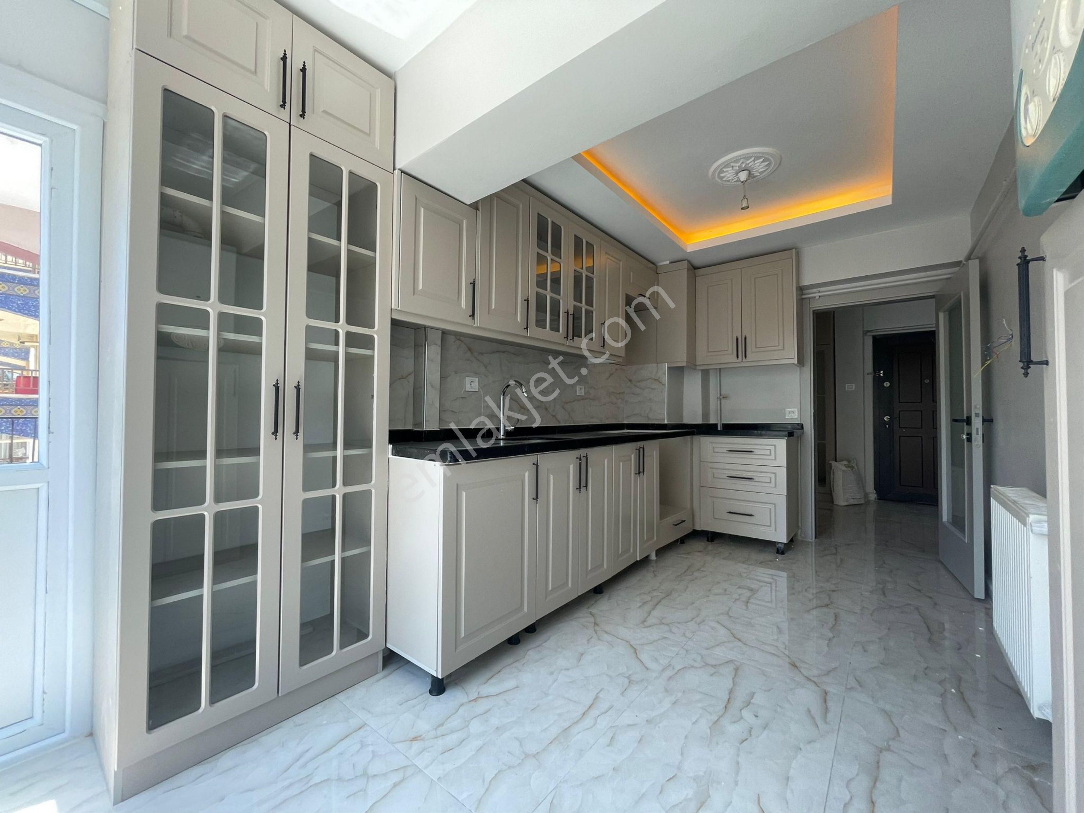 Sincan Andiçen Mh.'de 3+1 Ara Kat Bağımsız Çift Balkon Satılık Daire